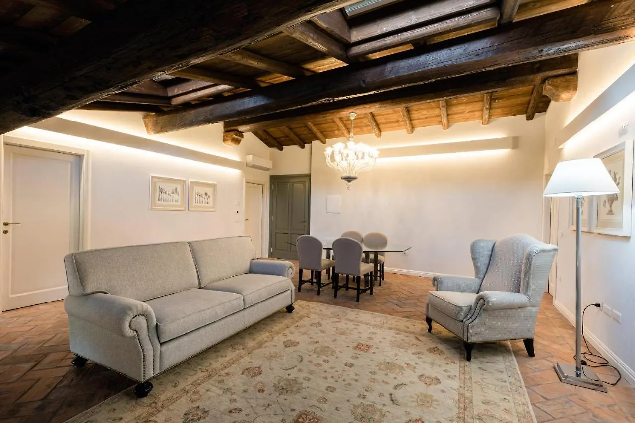 Corte Saggin Charme Relais San Pietro In Cariano Affittacamere